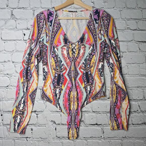 Free People Pick A Place Bodysuit Lace Up V-Neck Detail Long Sleeve Size Large - Picture 1 of 12